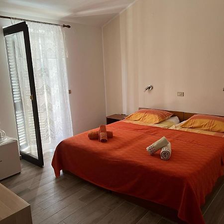 Draga Rooms Njivice Exterior photo